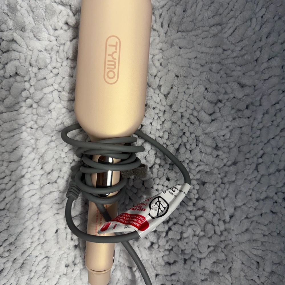 Hair crimper that’s all over tik tok shop